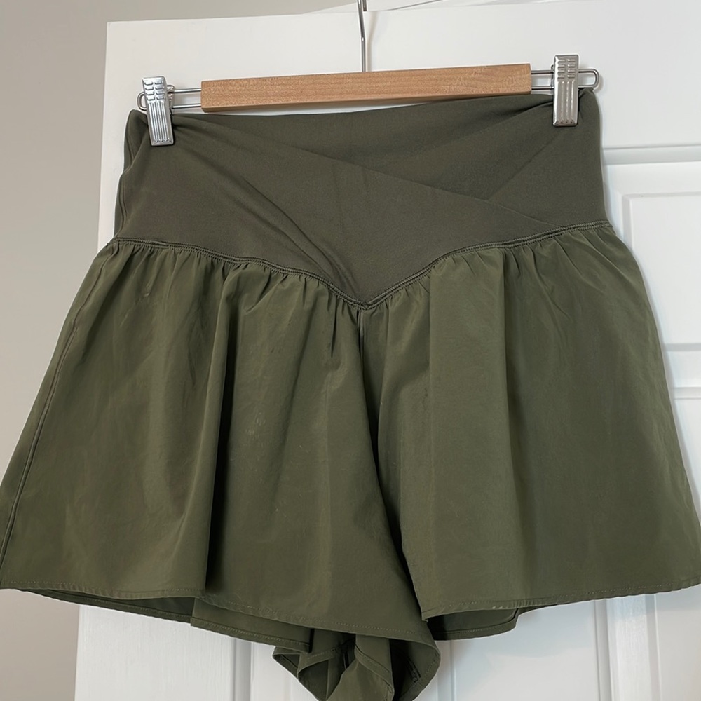 OFFLINE By Aerie Real Me Crossover Flowy Short